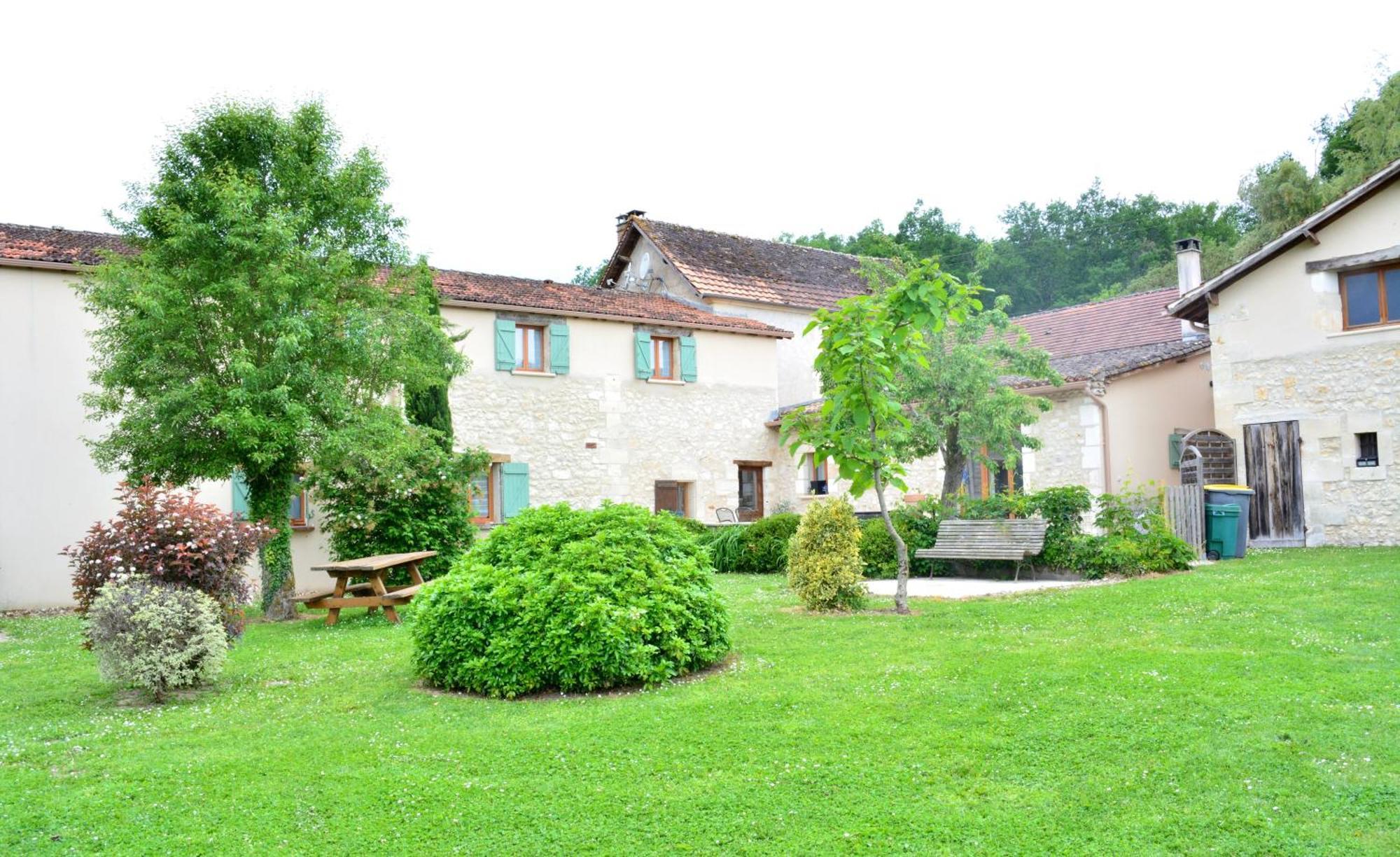 Gites Le Clos Du Verger Maurens  المظهر الخارجي الصورة